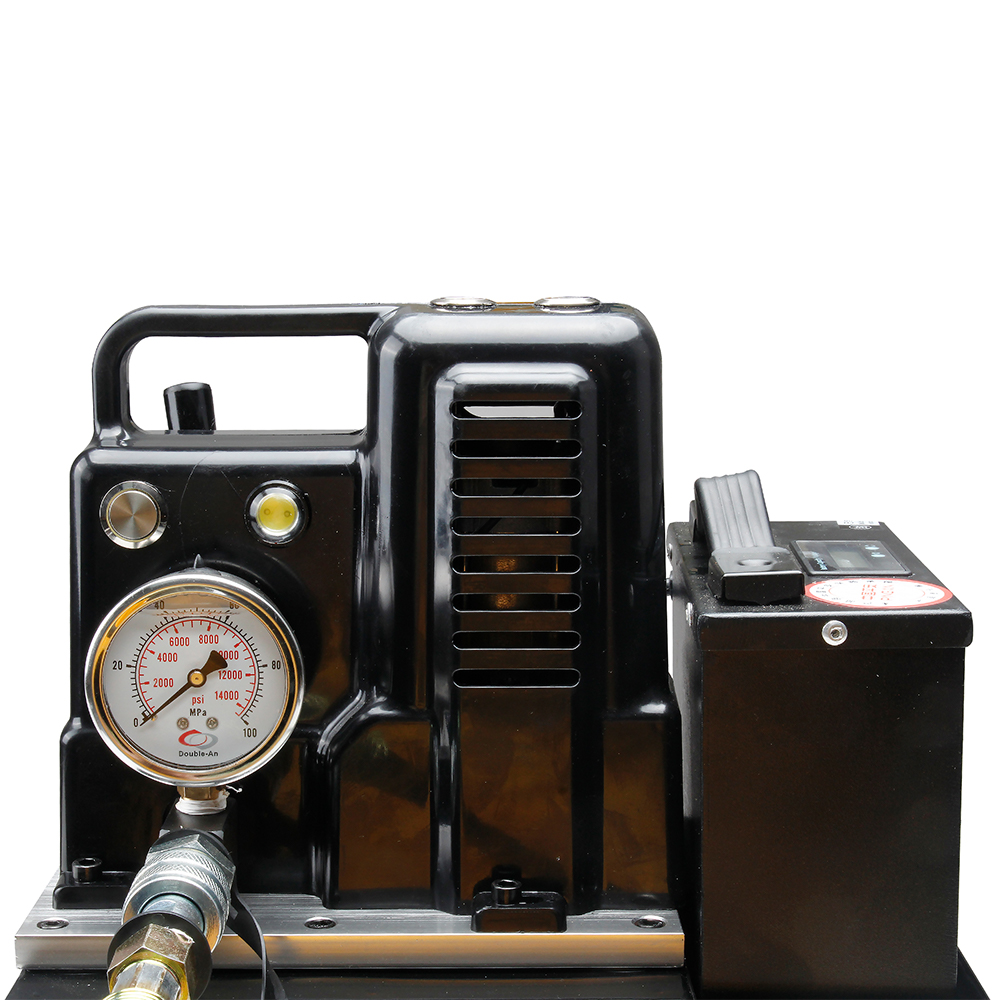 QQ-700B Portable Battery-Powered Single Action Hydraulic Pump 36V/48V